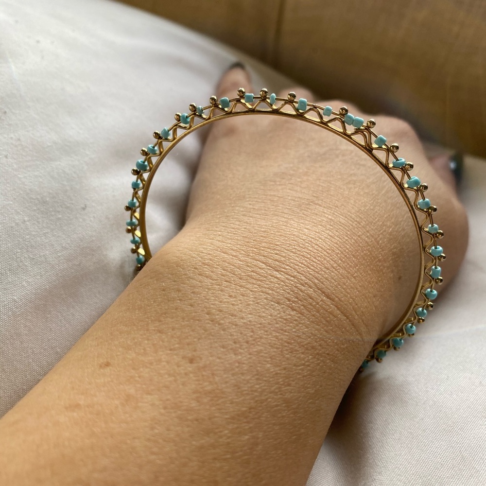 Beaded gold bangle